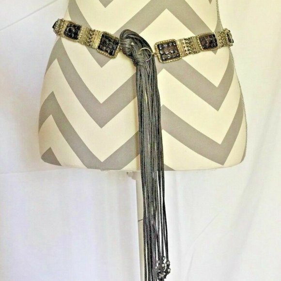 Vintage!  Denaive~Silver Metal w/Black Stones Link Belt~28\